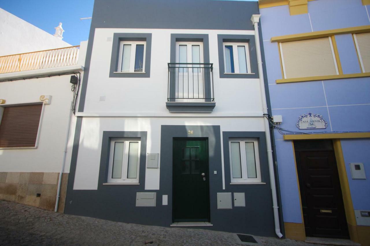 Green Door Lagos Luaran gambar